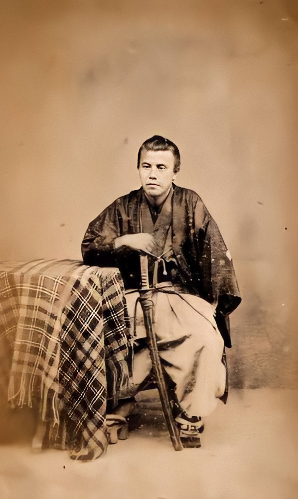 Le W 坂本龍馬もreminiで修正してみた これは大志を抱く形相してますわ そしてfaceappで笑顔にするとこれまた西郷隆盛や木戸孝允を丸め込みそうな人たらし感ありますな W Y