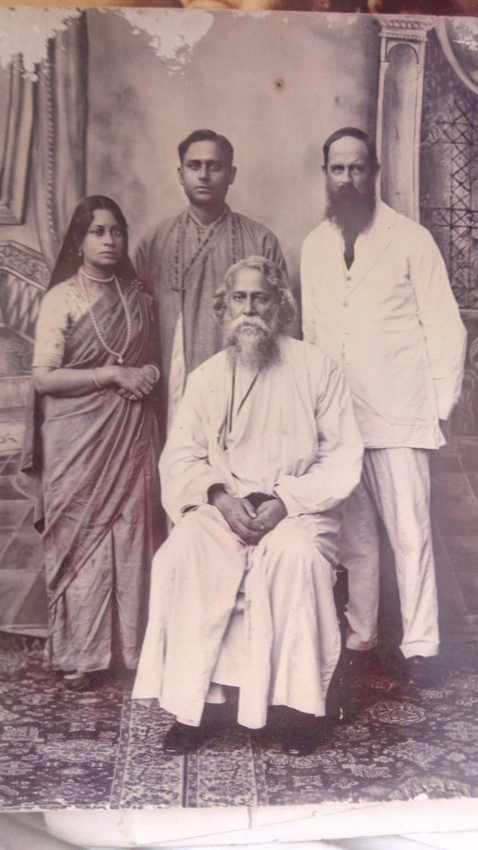 ekpremkumar's tweet photo. When Tagore visited Thiruvananthapuram, Kerala in 1922.
The 'Raman Pillai Brothers Studio' team quickly gave a touch of studio ambience to the welcoming ceremony venue to click this lovely photograph. 
Picture Courtesy: Prathap Kizhakkemadham
#TagoreBirthday159

@IndiaHistorypic https://t.co/3BPA7cvmvt