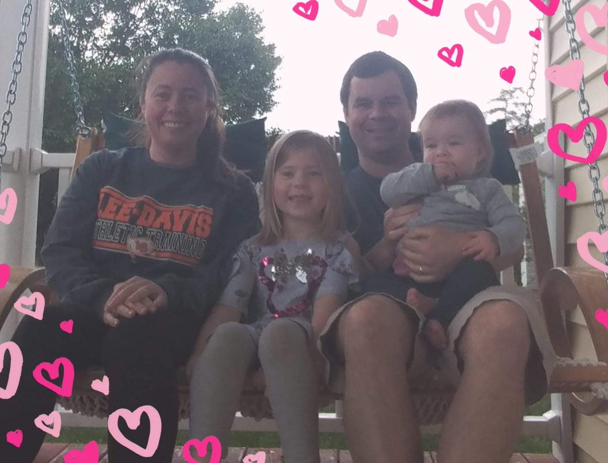 athtrnr73's tweet photo. Family ❤
⭐ Fun fact @Mr_Salvato and I met while teaching at Lee-Davis 9 years ago!
#LDspirit @theleedavisway https://t.co/Gqd4XW2TVK