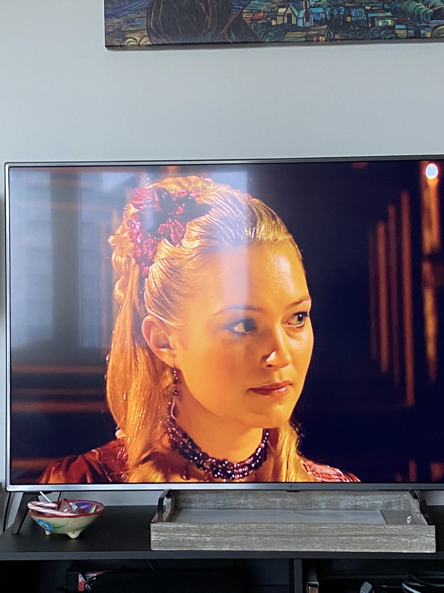 amandarprescott's tweet image. I’m legit shocked no one ever cosplays this pink Reinette gown. #Clockdown