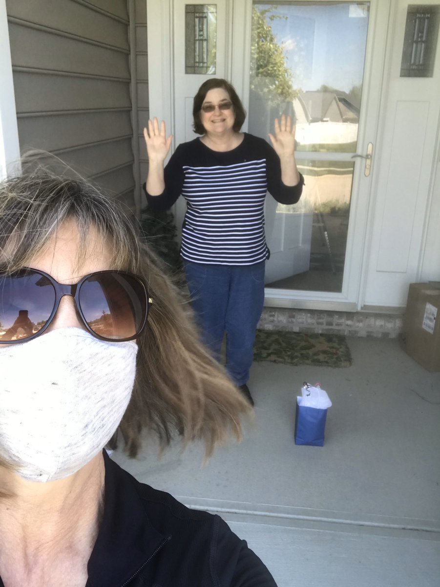 HP_Pandas's tweet photo. West Siiide Day One! The @sommerdreamer stops. #TeaceherAppreciationWeek #Proud2BeHP #Proud2BeMCCSC @PTOHighlandPark @MCCSC_EDU @HT_InSchool @MissCherry_HP @MrsTorbenson @KimSimic https://t.co/IHrqJge741
