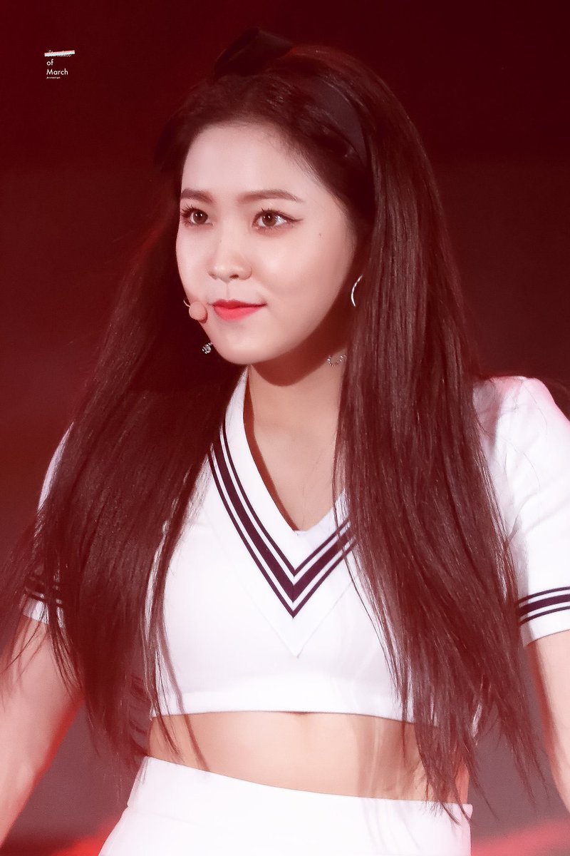 archivedyeri's tweet photo. 180830 https://t.co/NUGg1M84iU