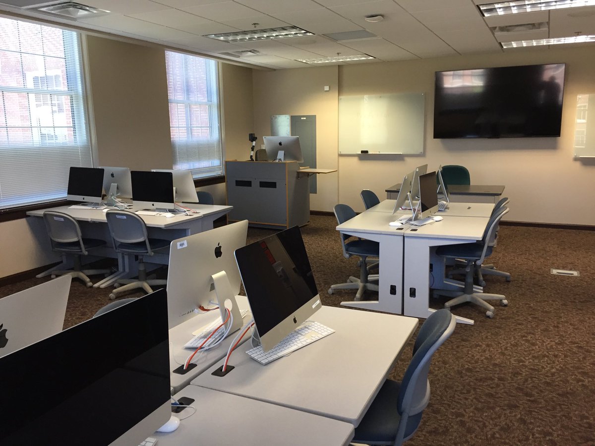 Saying goodbye to my favorite classroom, Room 211 of Tichenor Hall, as I conclude five years of teaching at Auburn University. I had a wonderful time.