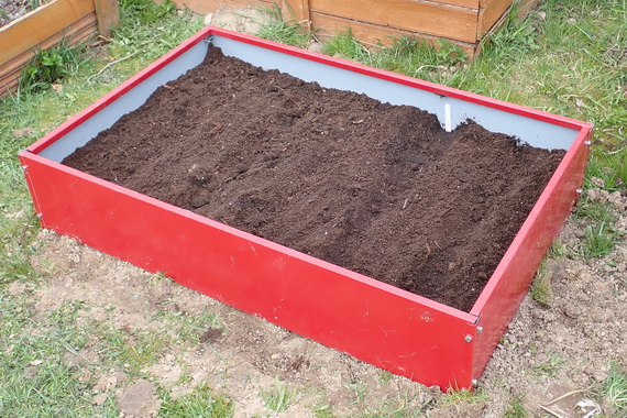 Vadimkomp's tweet image. Открывая дачный сезон, делаем грядки и сажаем семена #дача #садовод #грядки #семена #огород #удобрения #самоизоляция #парник #удобрения #почва #торф #перегной irvispress.ru/tips/country-a…