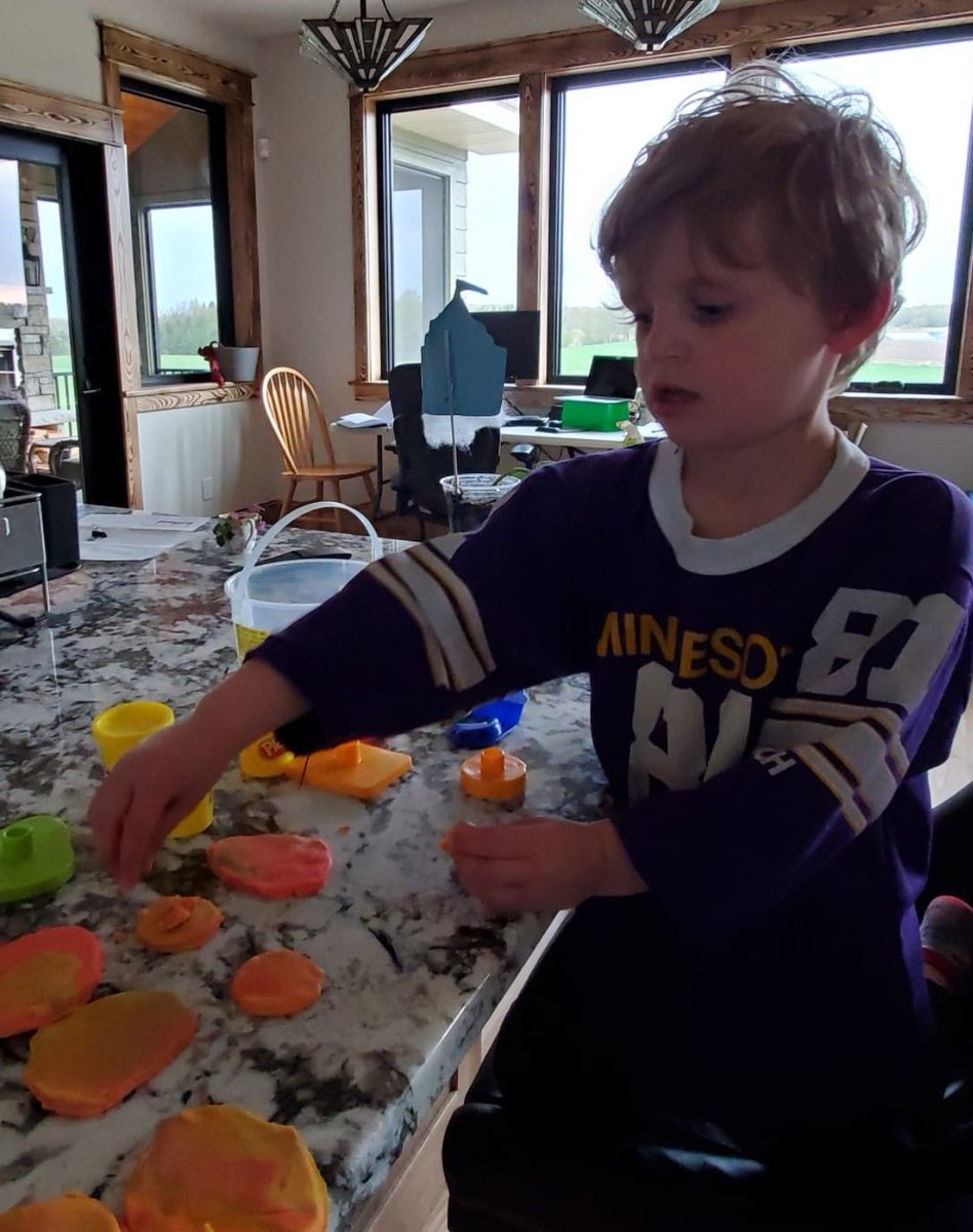 childrensmn's tweet photo. It's still week 1 of Virtual #WalkforAmazing and @PaulFletcher971 from @cities97radio challenged your household to do one thing a day related to family time!
What will your family do? Make sure to tag us in your activity and use #WalkforAmazing
More: https://t.co/FZg5vc7B07 https://t.co/h544x2LO6p