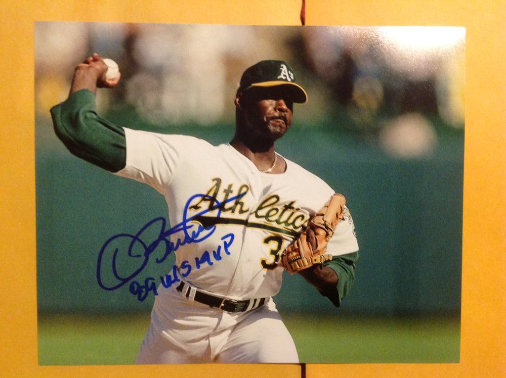 Let's do an IP #WaybackWednesday success featuring the great Dave Stewart. Fortunately, I didn't have to travel the world and the seven seas. Unfortunately, Annie Lennox wasn't there that day. #SweetDreamsAreMadeOfThis #WhoAmIToDisagree @autographblog @oriolesrise