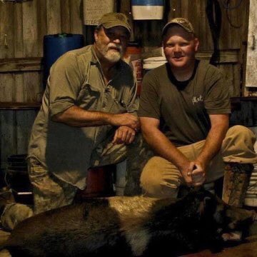 PadmaLakshmi's tweet photo. Gregory McMichael &amp; his son Travis McMichael gunned down Ahmaud Arbery, 25, on his daily jog in Brunswick, GA. His mother Wanda Jones said “He was hunted down like an animal and killed.” Call the Glynn County Police Dept &amp; demand their arrest: (912)-554-7800 #JusticeForAhmaud https://t.co/WhtklDySTu