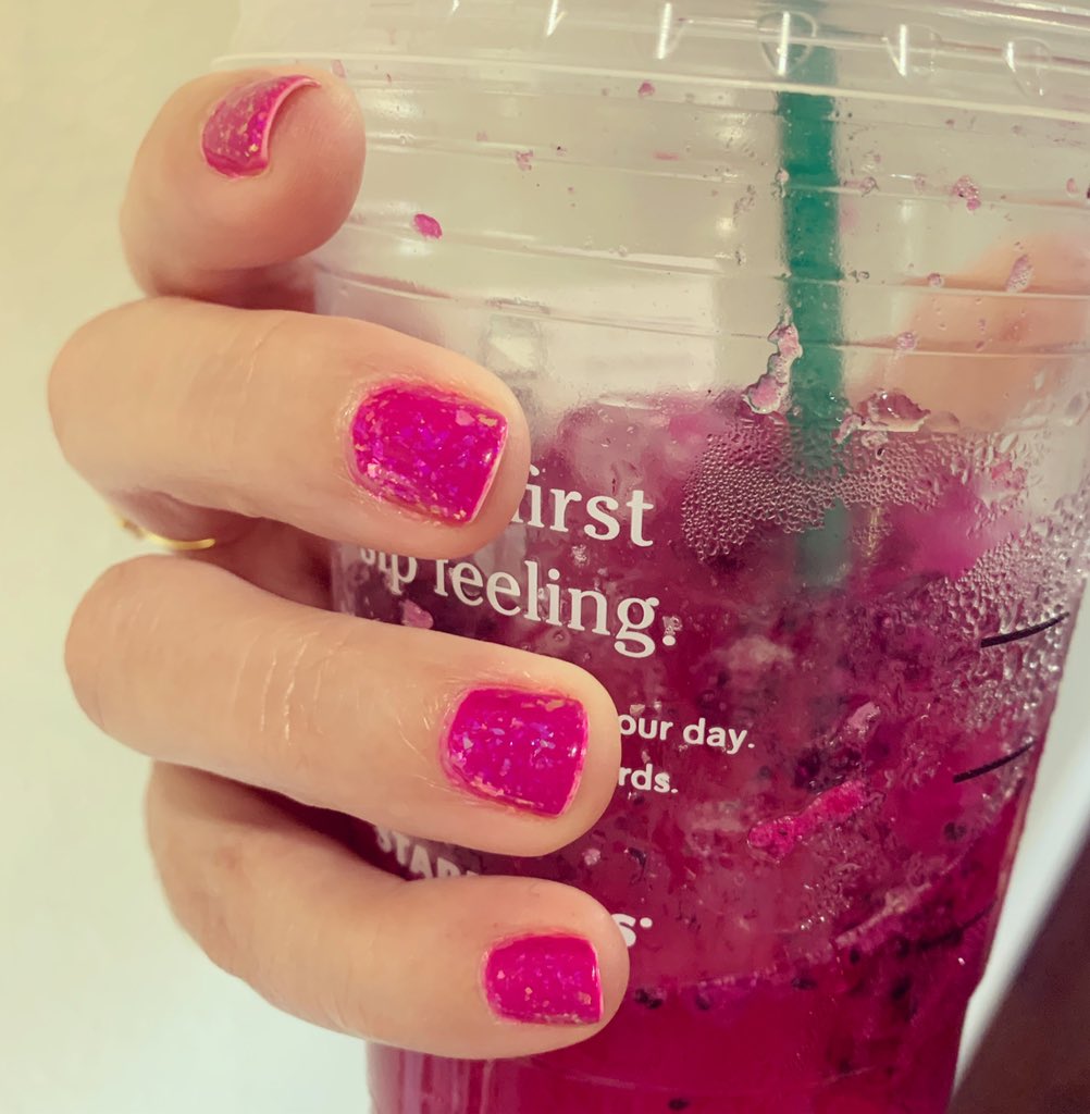 I like this polish.  ::adds <a href="/holotaco/">Holo Taco 💿🌮</a> Aurora Unicorn Skin:: Oh, I LOVE this polish!  #nailart #unicornskin <a href="/nailogical/">Cristine with no ‘H’ 💿</a>