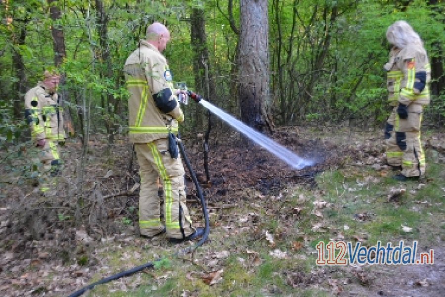Hardlopers ontdekken beginnende bosbrand in #DenHam. 112Vechtdal.