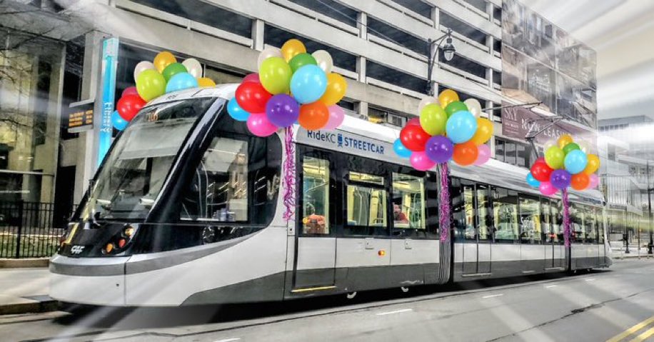 campbell4kc's tweet photo. Happy 4th Birthday to @kcstreetcar! I hope you wished for federal dollars to complete the Main St extension when you blew out your birthday candles. https://t.co/1yNybAqWfB