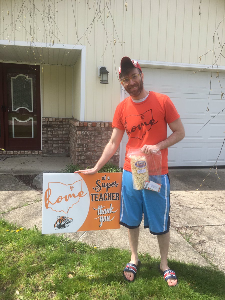 BenRoseTeacher's tweet photo. Thank you @ChagrinFallsPTO! What a kind and thoughtful surprise! #cfevs https://t.co/hU9GzQkl7I