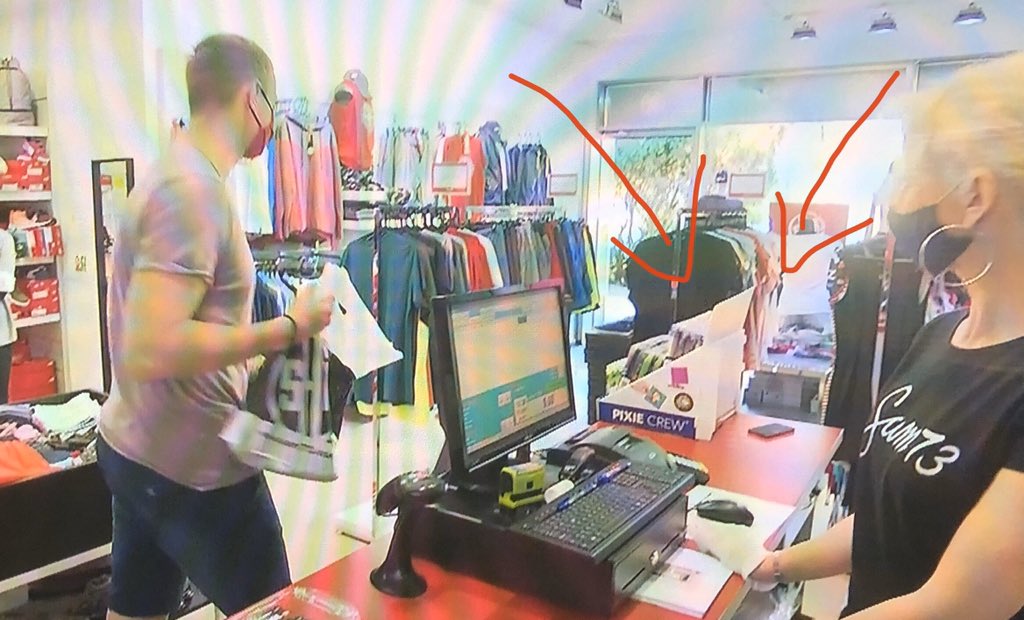 MilanGaba's tweet image. When distribution matters, our table display spotted in CZ national TV.  #pixiecrewglobal #pixiecrewgroup #sam73 #instoredisplays #czechtv #singadisplays   #b2bsales