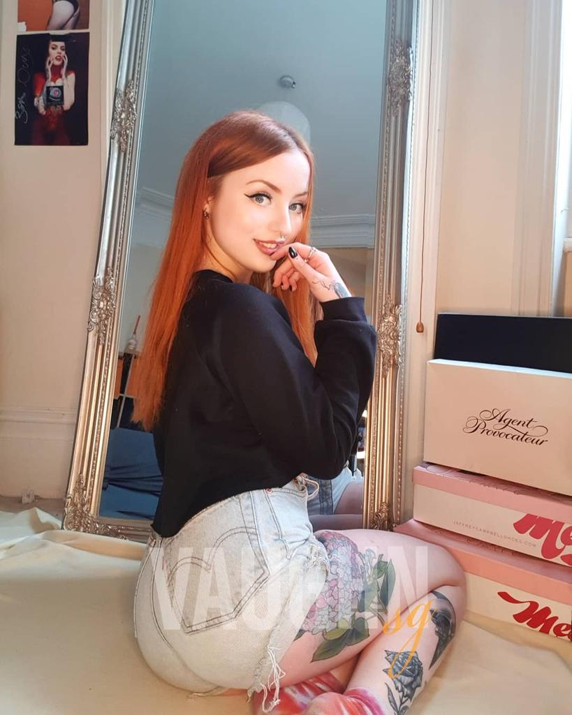 Erica Vaughn ✨FREE OF✨ on X: 🤷‍♀️ t.coy0tirXLyUQ  X