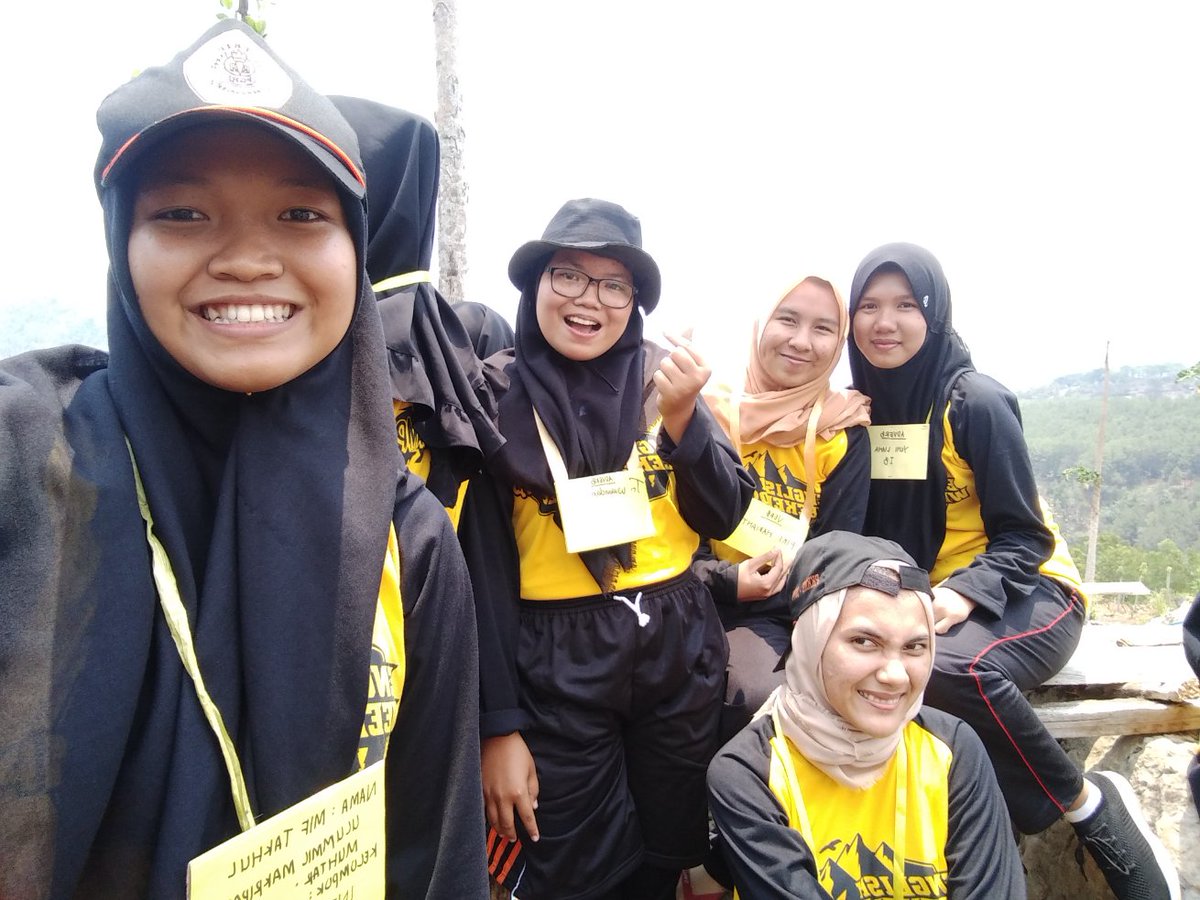 Ulummilmm's tweet photo. 🙆🏻🙆🏻🙆🏻 my friends
#berasaldr 
🤣🤣 https://t.co/yWJRvT0IT1