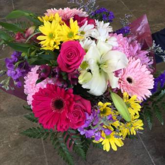 This wonderful mixed flower bouquet could be on it's way to your mom! Visit our website now and order for your mom to show her your love!

cameronsflowershop.com

#mothersday #wednesdaywisdom #thursdaythoughts
