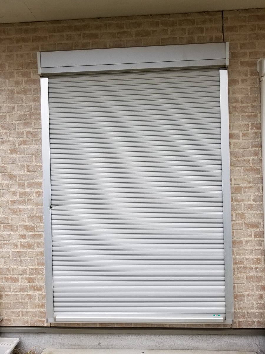 Uzivatel ヒューマンアシスト 坂東市 Na Twitteru 風で壊れたシャッター 物が飛んできた 窓シャッター破損 交換修理 船橋市 トステム製 リクシル製 T Co Y8eolqh3hb T Co Esn5sg9igx