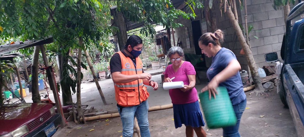 directivaplane1's tweet photo. En nombre de la Directiva Comunal y las familias que integran nuestra Comunidad, le damos infinitamente las gracias por el apoyo del Sr. Alcade y todo su equipo de trabajo de trabajo por el suministro de 5 pipas de Agua potable.  #QuedateEnCasa #COVID19 https://t.co/sRmeOsKMah