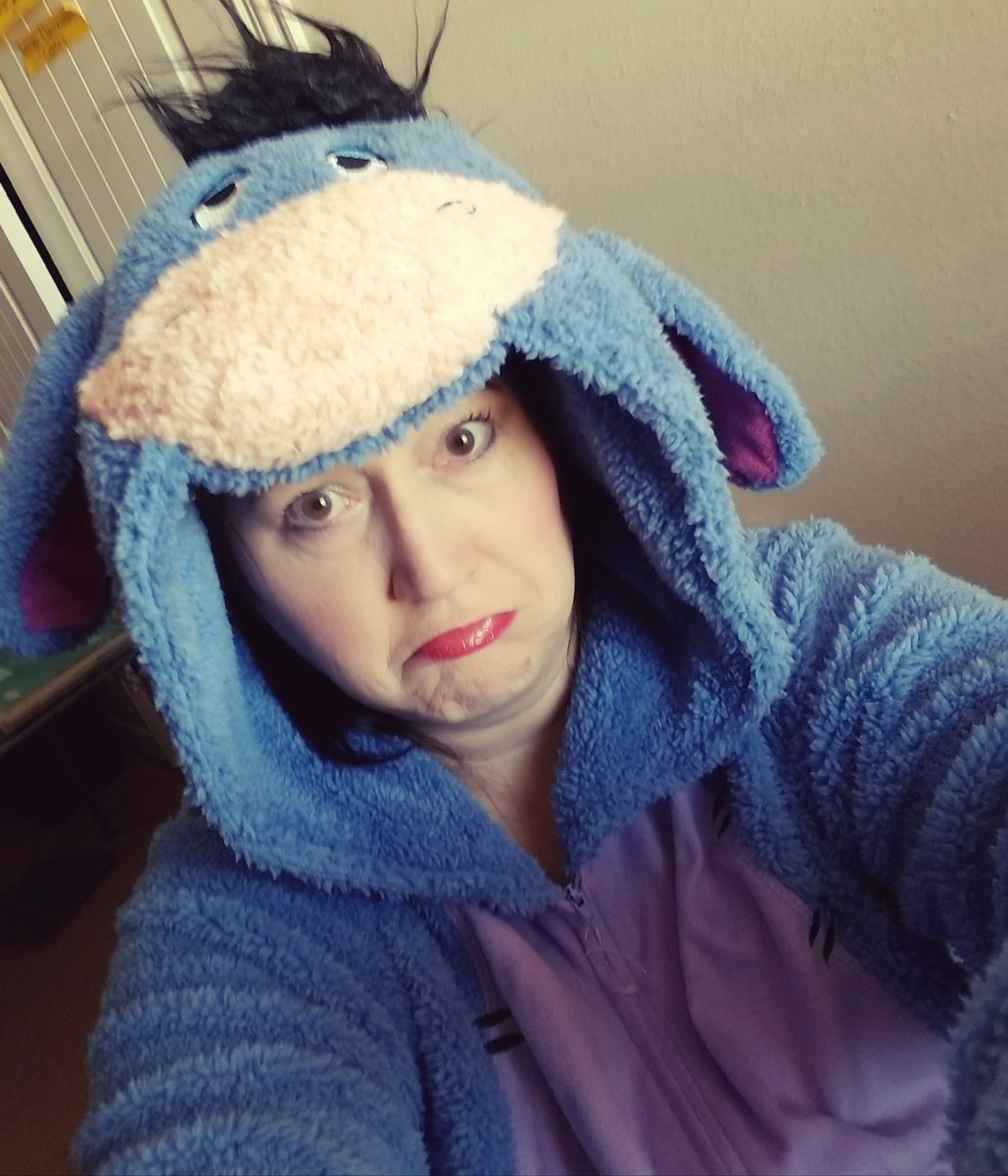 Kelly Wallis tweet media