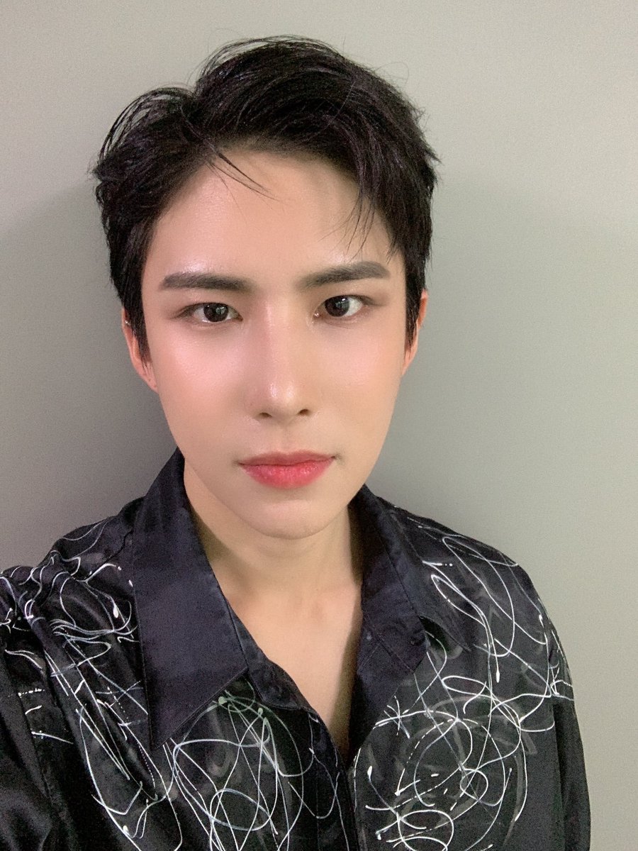 KimSeyoonFR's tweet photo. 📷 | 06.05.20 | TWITTER 🤖

➧ “Beau.
Très beau.
Extrêment beau.
Il est si beau,
Je ne sais pas si ça va être un cadeau des dieux.
(ღ ♡ ‿ ♡ ღ)”

© @ACEofficial_jp
🇪🇸 ACE__Spain
🇫🇷 KimSeyoonFR https://t.co/u0DVyzGlDq