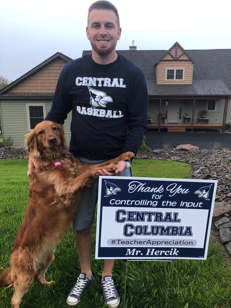 ccsdofficial's tweet photo. How about a little #teacherappreciation.  Thanks coach. https://t.co/LTwGd9RXbE