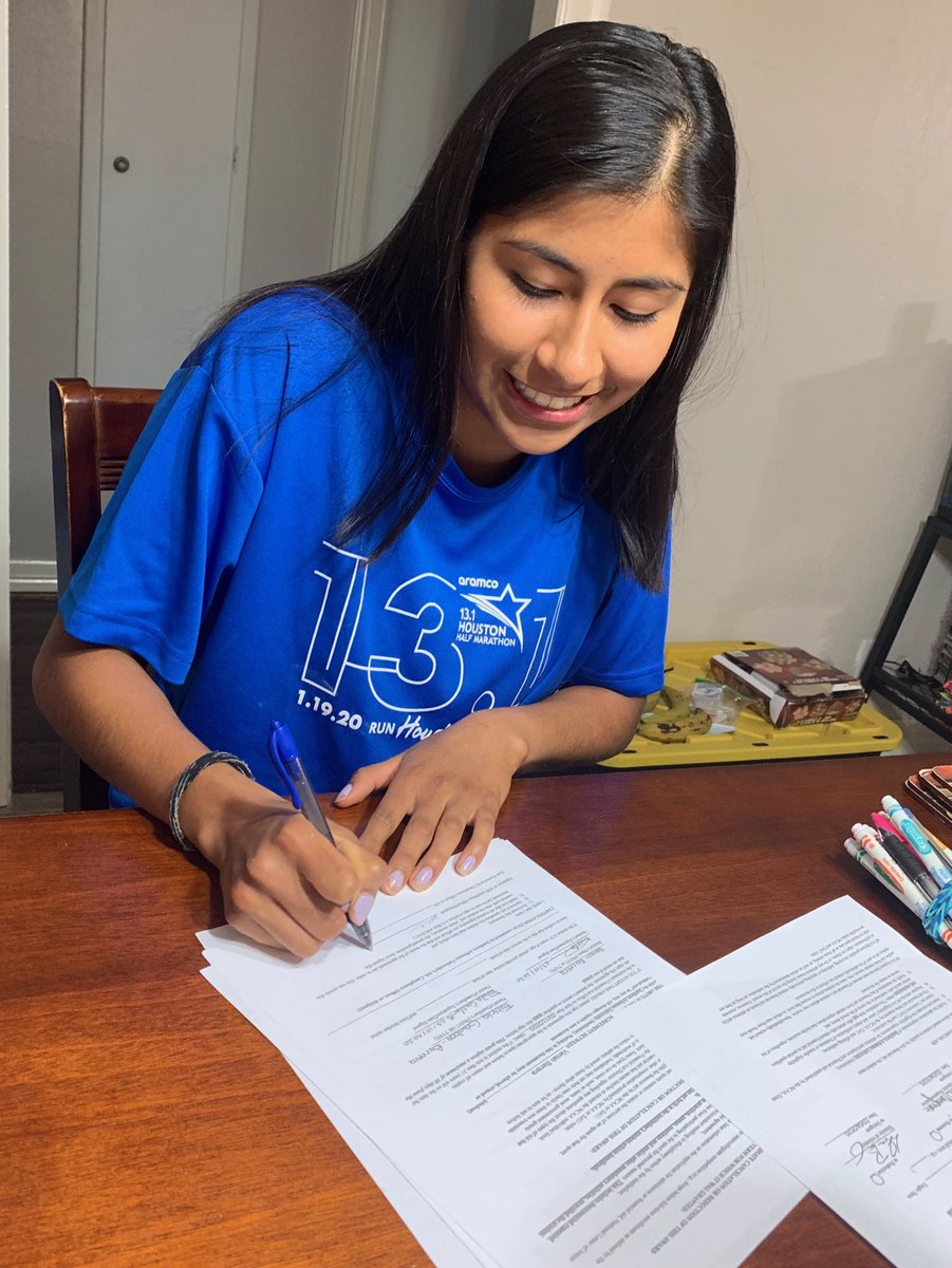 SWHS Booster Club (@swhsclub) on Twitter photo It was a very exciting night of celebration for Vaniah Barrera as she signed her National Letter of Intent to run cross-country and track for Southern Arkansas University this fall! 🏃♀️📝
🎊🎉🥳Congratulations, Vaniah! 🎉🥳🎊 <a href="/SWHSXC_TF/">Spring Woods HS XC/Track</a> <a href="/sbisdathletics/">Spring Branch ISD Athletics</a> <a href="/SpringWoodsHigh/">Spring Woods High</a> It was a very exciting night of celebration for Vaniah Barrera as she signed her National Letter of Intent to run cross-country and track for Southern Arkansas University this fall! 🏃♀️📝
🎊🎉🥳Congratulations, Vaniah! 🎉🥳🎊 <a href="/SWHSXC_TF/">Spring Woods HS XC/Track</a> <a href="/sbisdathletics/">Spring Branch ISD Athletics</a> <a href="/SpringWoodsHigh/">Spring Woods High</a>