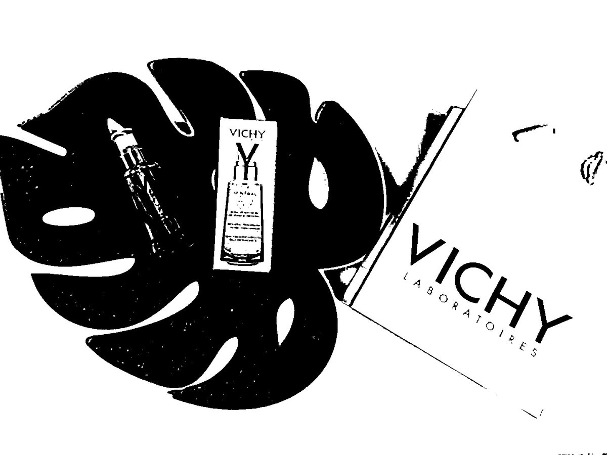 Beautysimple5's tweet photo. Hello à tous je vous présente ma très belle découverte le sérum minéral 89 de chez  Vichy il hydrate parfaitement ma peau. Sa texture est fluide elle pénètre facilement et ne laisse aucun film gras ou collant sur la peau Il laisse une bonne  fraîcheur  #FanVichy #vichy https://t.co/BhzTo4Zeqk