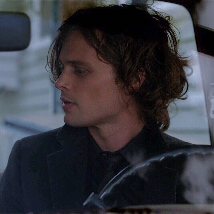 louiscrystaI's tweet photo. matthew gray gubler as walls by louis tomlinson https://t.co/SRoP1LUyCo