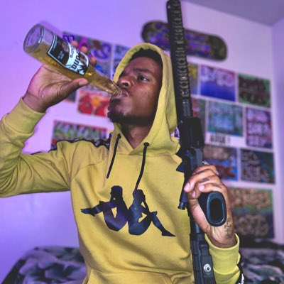 FuvkYuhDeejayy's tweet photo. #NewProfilePic https://t.co/F9gAiRhDfY