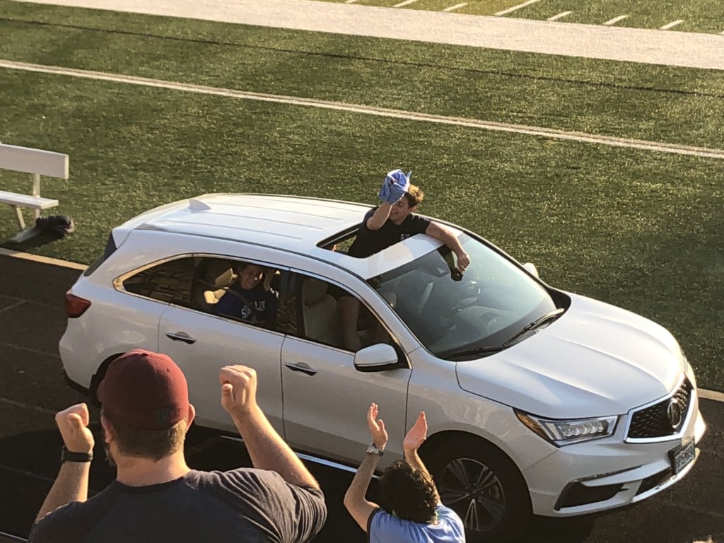 SLUHBASEBALL's tweet photo. An awesome recognition of the SLUH Class of 2020 at the Driving of the Bills. Good to see these guys again whether it be driving baseballs or driving cars. #WeWillRememberYou2020 https://t.co/PU9fYwTtft