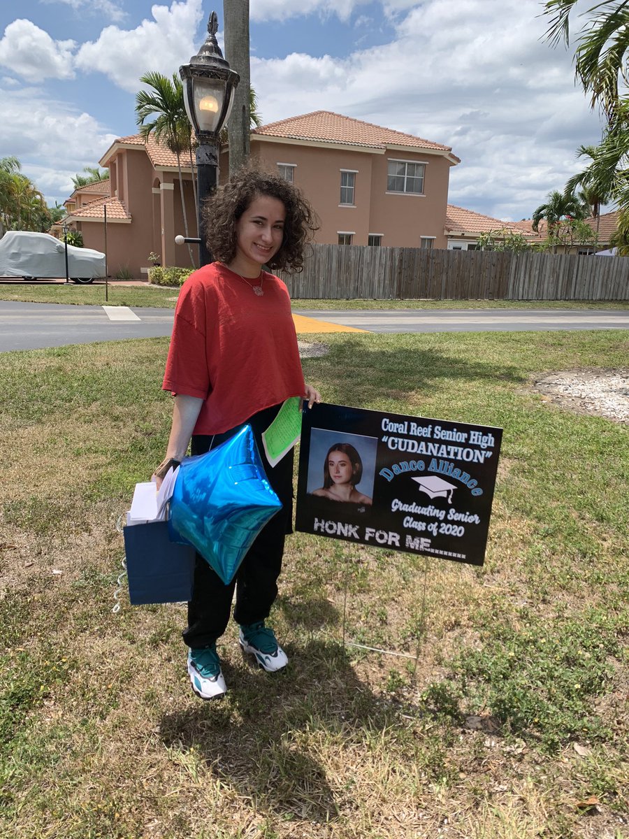 raiza_simon's tweet image. Thank you @coral_org  for celebraring my senior! #Classof2020 #DaAllDay