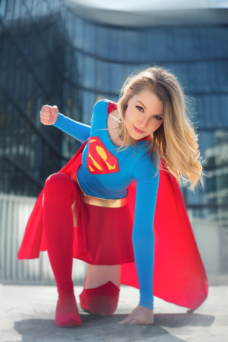 Lie_chee's tweet photo. Not all heroes wear capes - but some do.

Photos by @smweissbach 
#Supergirl Cosplay by me https://t.co/9vbfNPkUQz