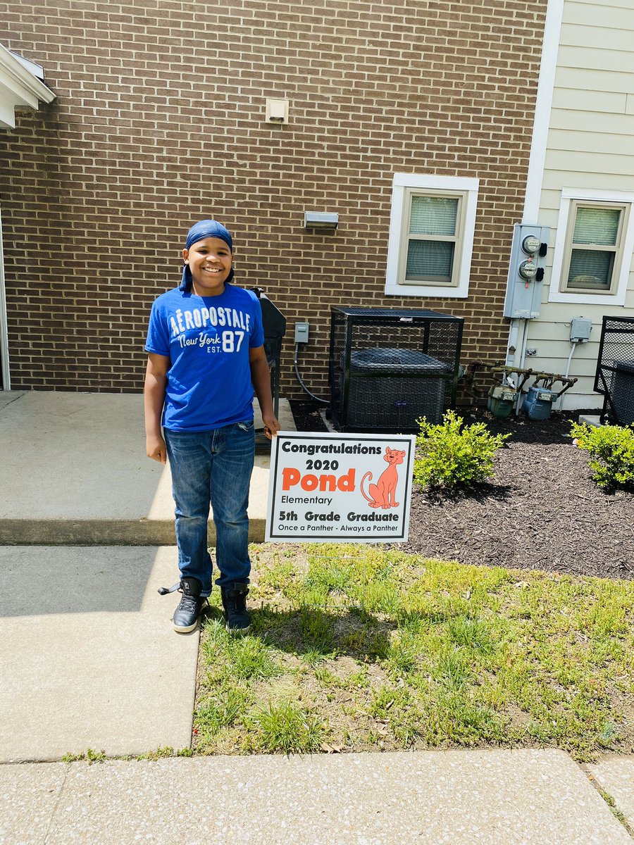 Melanie Portell tweet media