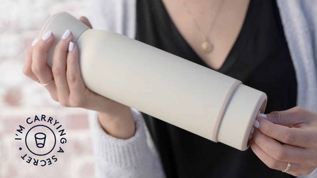 backer_land's tweet photo. Hitch - a full-size water bottle with a removable barista-approved cup hidden inside. Go zero waste &amp; carry better.
 #Backerland members will get 20% off the retail price.

Find out more: https://t.co/hopKLseY74
#Crowdfunding #Kickstarter #indiegogo #discount https://t.co/iTh6PYz5Nu