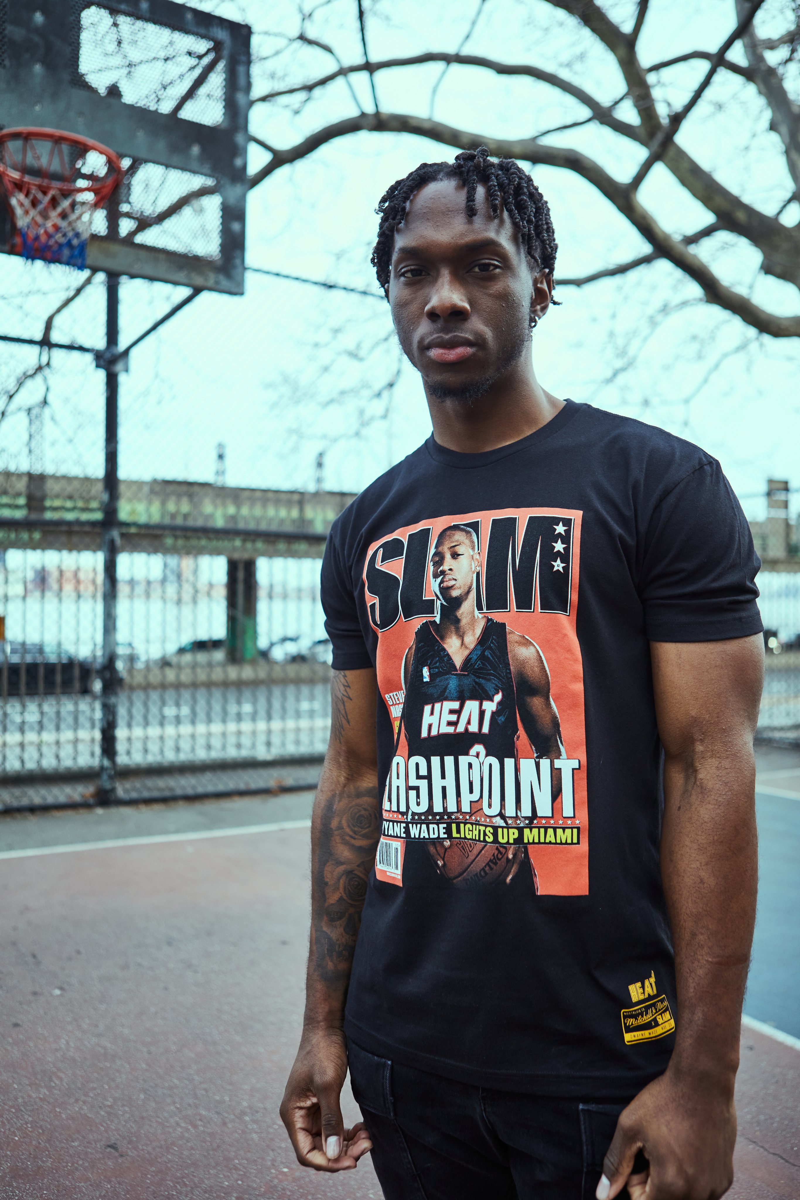 Dwyane Wade Basket Slam T-Shirt | Zazzle
