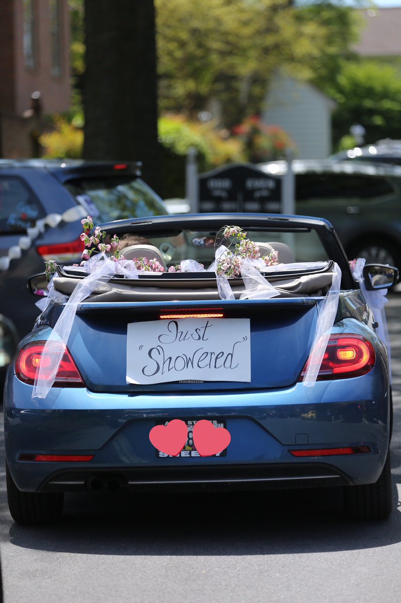 krispicreamer's tweet photo. A surprise drive by bridal shower for my upcoming wedding in July. Now this is #SomeGoodNews @johnkrasinski https://t.co/rTUCGHZjZr