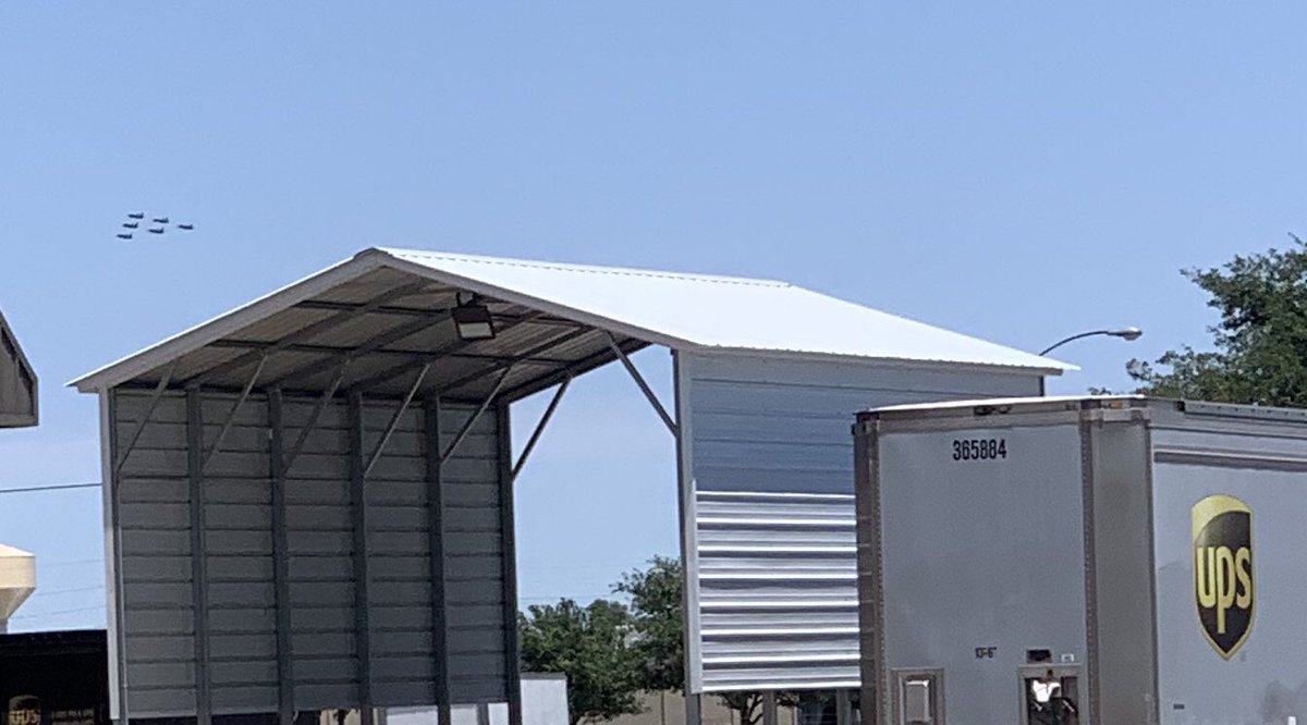 Blue Angels Flying By The Stafford Division!! #AmericaStrong!! 
Thanks To All Frontline COVID-19 Responders!!