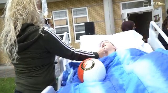JoramvKlaveren's tweet photo. Wat een prachtig initiatief. Korte video van activiteiten tijdens de Ramadan van vorig jaar: https://t.co/gzb08SVwaj #islam #ziekenhuisbezoek https://t.co/nEHiYhNyGb