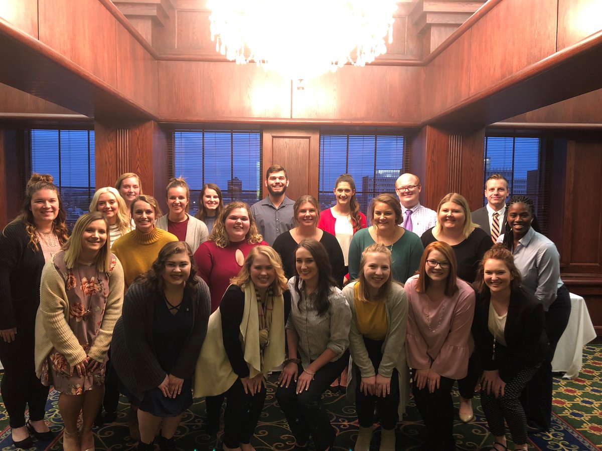 IndStateFSL's tweet image. Our featured organization of the day is our Greek honor society, @StateOmega! The Beta Mu chapter chartered in 1978, and is open to upper class students who have exemplified high standards in the areas of scholarship, leadership, and involvement!