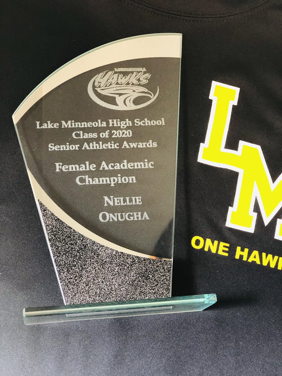 LMHSVarsityClub's tweet photo. Congratulations to @LakeMinneolaHS track star ๐ซ Nellie Onugha @n__elli__e our 2020 LMHS Female Athletic Academic Champion! #academicallyfocused ๐๐ https://t.co/tsXzcOTQoq
