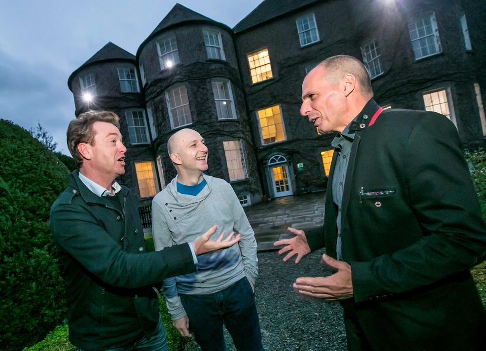 MofCap's tweet image. “There is a profound difference between saying: ’It’s all going to shit, so we don’t expect you to stick to the rules,’ and saying: ’The rules themselves have changed, and we must make new ones to prevent an economic collapse’”—@yanisvaroufakis theguardian.com/world/2020/may… #capitalism