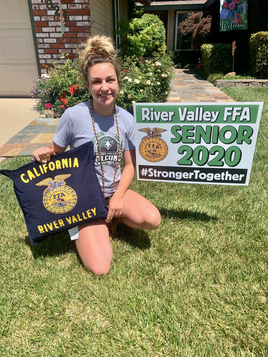 RVHSFFA's tweet photo. You never know when FFA Advisors May show up and knock on your door!  Today we spread a little love to our active seniors!  We love you and wish you only the free area things for your future!  You will always be part of our FFA Falcon Family! #FalconPride https://t.co/KA6ZopJeuL