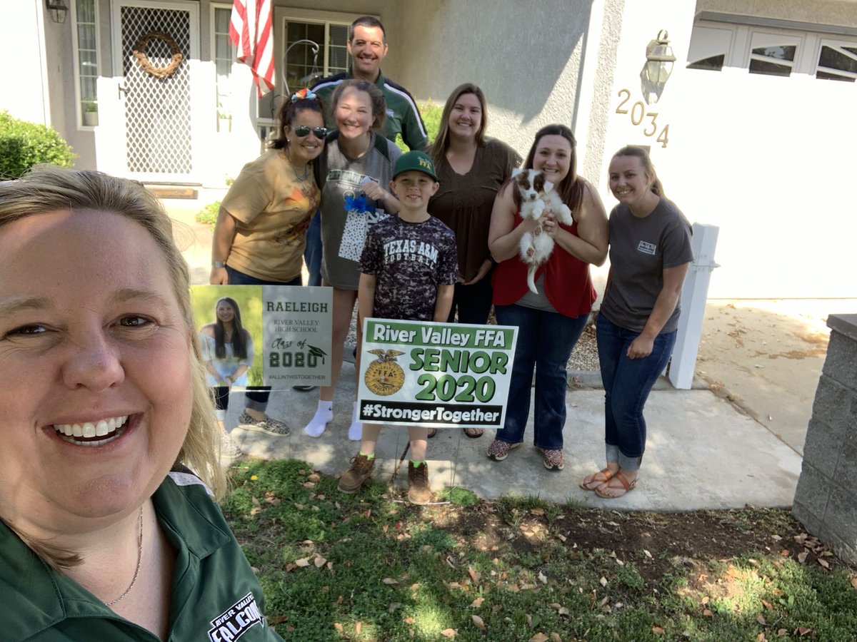 RVHSFFA's tweet photo. You never know when FFA Advisors May show up and knock on your door!  Today we spread a little love to our active seniors!  We love you and wish you only the free area things for your future!  You will always be part of our FFA Falcon Family! #FalconPride https://t.co/WEaIl7fdyB