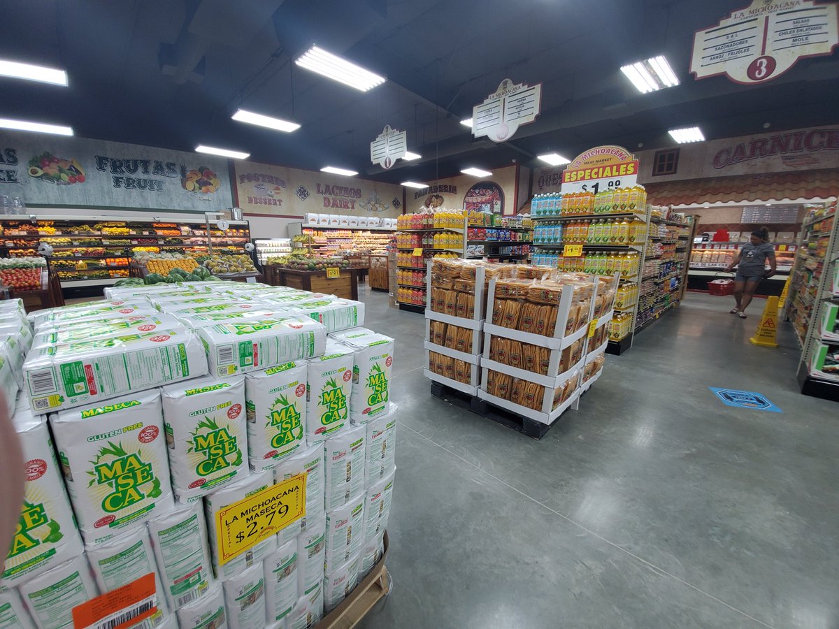 EMCIDTX's tweet photo. NOW OPEN: #LaMichoacana Meat Market opened its first #EMC location at 23529 FM 1314 in Porter featuring fresh fruit and vegetables, #meat, groceries and meals like tacos and #ceviche. The second La Michoacana in New Caney is expected to open soon. #ShopEMC #NowOpen #MeatMarket https://t.co/zgLVRmlYPQ
