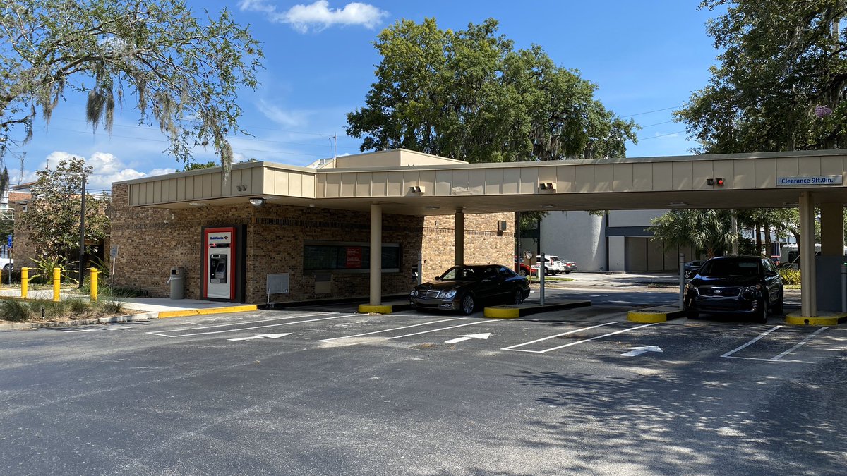 Joshua Johnson (@joshuacjohnson) on Twitter photo Not even a pandemic will get this <a href="/BankofAmerica/">Bank of America</a> to fix its drive-thru and better serve its customers. I guess those parking spots are just too damn convenient. Not even a pandemic will get this <a href="/BankofAmerica/">Bank of America</a> to fix its drive-thru and better serve its customers. I guess those parking spots are just too damn convenient.