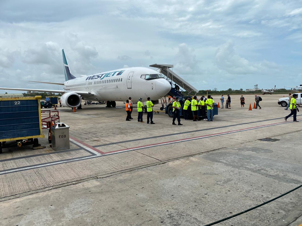 rita_rudaitis's tweet photo. Thank you everyone involved in getting our families and friends back home:  @WestJet and its crew, airport staff at PGA, the Government of Belize @MFABelize, but above all our dedicated staff at the Honorary Consulate @GAC_Corporate @FP_Champagne https://t.co/bg2eLwT25r