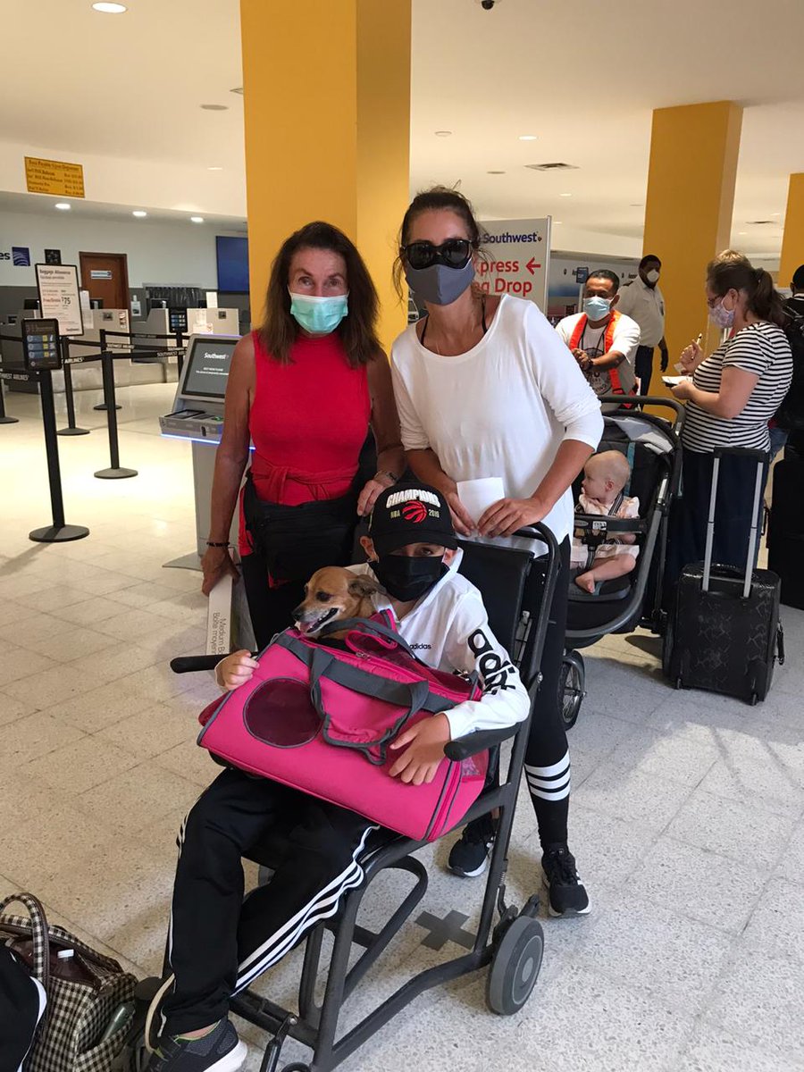 rita_rudaitis's tweet photo. Thank you everyone involved in getting our families and friends back home:  @WestJet and its crew, airport staff at PGA, the Government of Belize @MFABelize, but above all our dedicated staff at the Honorary Consulate @GAC_Corporate @FP_Champagne https://t.co/bg2eLwT25r