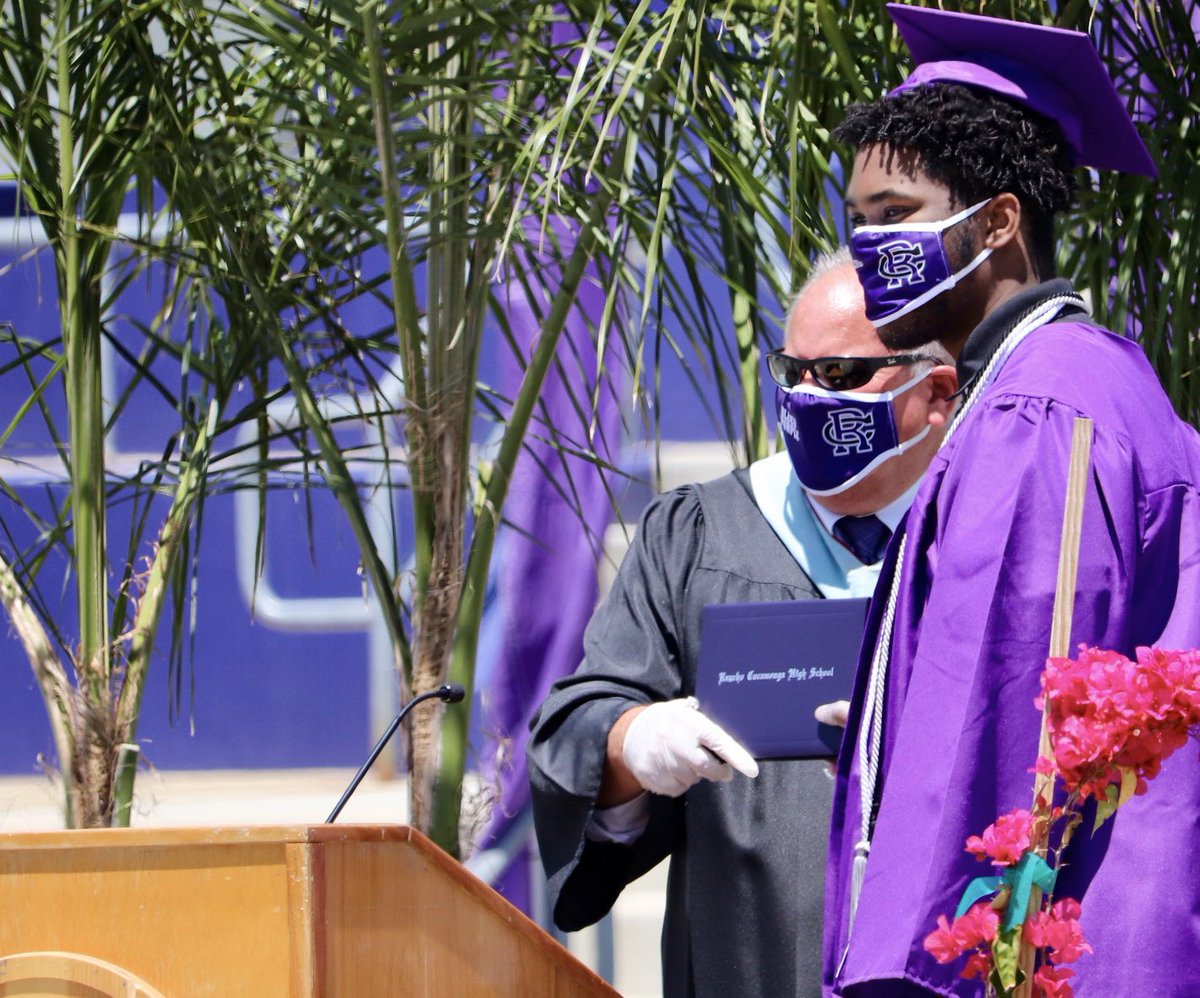 2Learn2gether's tweet photo. HAPPENING NOW! #Classof2020 graduating at Rancho Cucamonga High School with @RanchoHSCougars !  Drive by graduation honors seniors for their achievements safely and in style!  Congrats, seniors! @RCHSAchievement @Berwick_RCHS @jonisiegel @CJUHSD @wiersma https://t.co/5NJMh4lL9Z