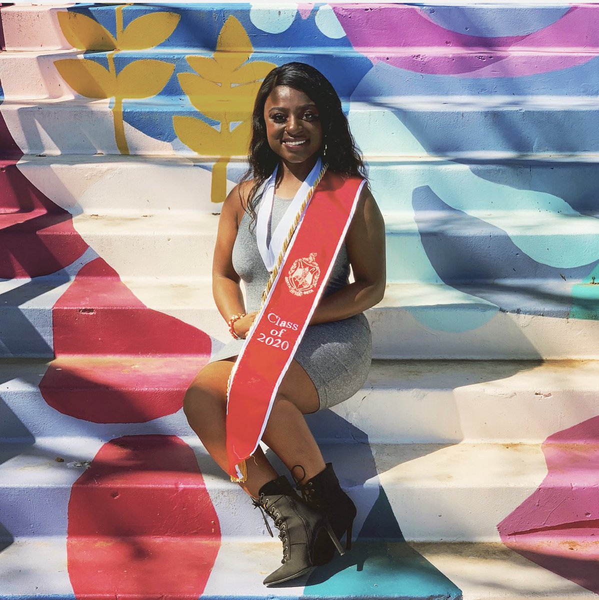 DeltasZB's tweet image. Congratulations to Zeta Beta’s two graduates this semester! We are so proud of these scholars and can’t wait to support their adventures that are soon to come. Check out our IG (zetabetaredz) to learn more about their success ❤️