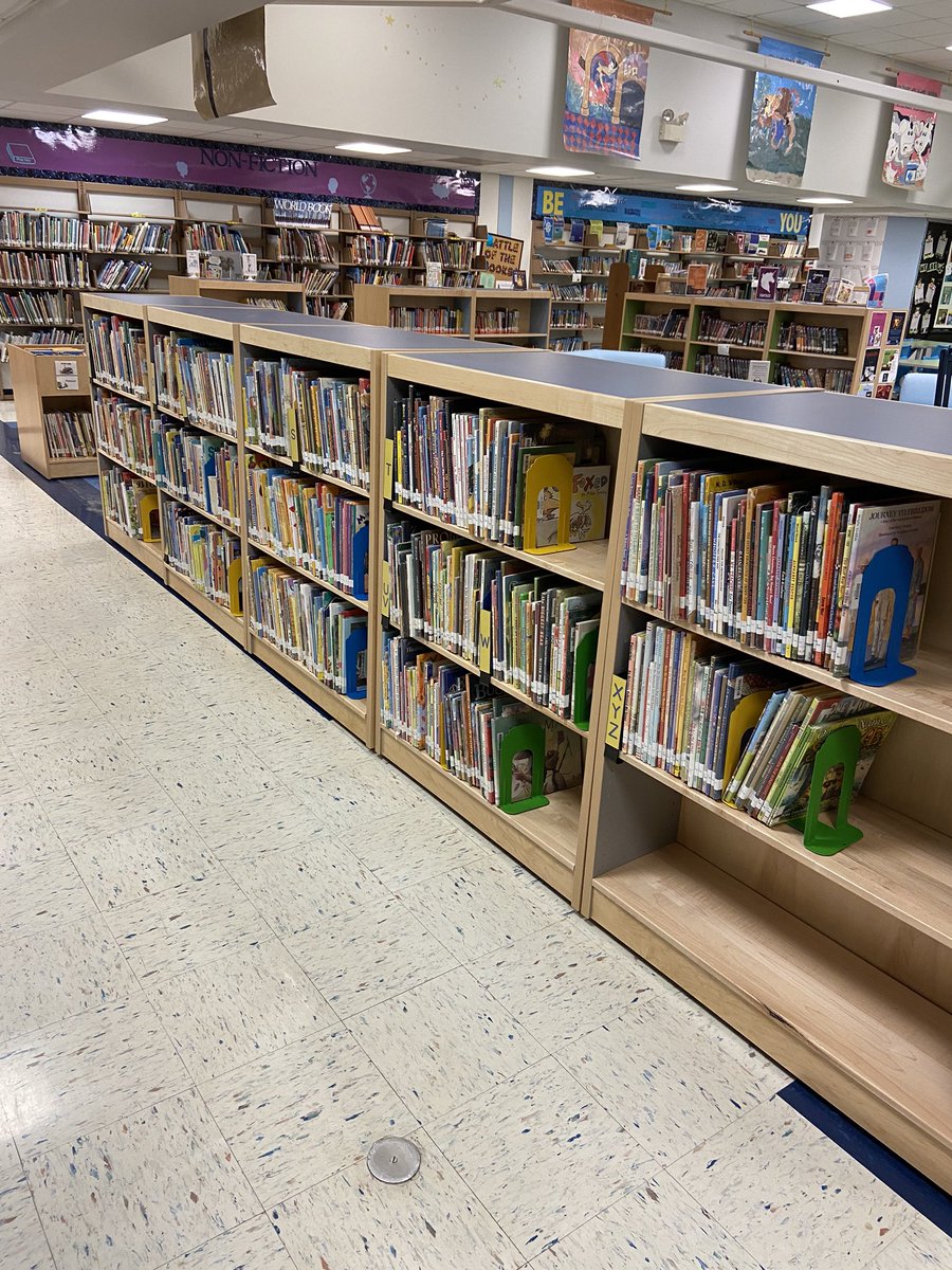 lectriclibrary's tweet photo. #ABCcountdown continues today with “I” for interest day! Some of my interests include #books #puppies &amp; #puzzles! @LincWildcats How about you? https://t.co/UvqfY1dIVn