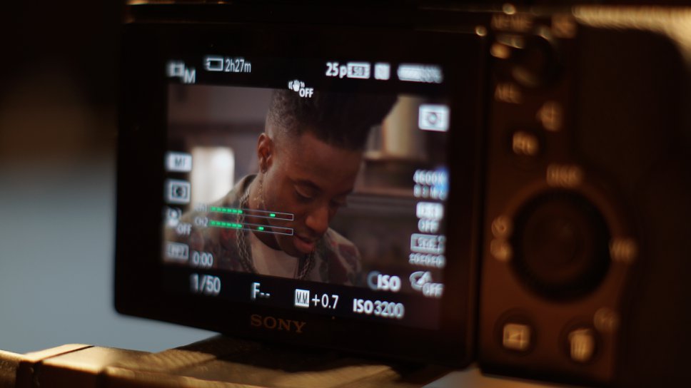 extranostro's tweet photo. #Souvenir #tournage #Extranostro #pilote 

#camera #acteur #casting #acting #seriefrancophone  #queerseries https://t.co/zCJrLCkg8T